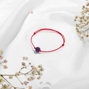 BRANSOLETKA-AMETYST-Z-KAMIENIEM-NATURALNYM-CZERWONA-SZNUREK-Z-REGULACJĄ