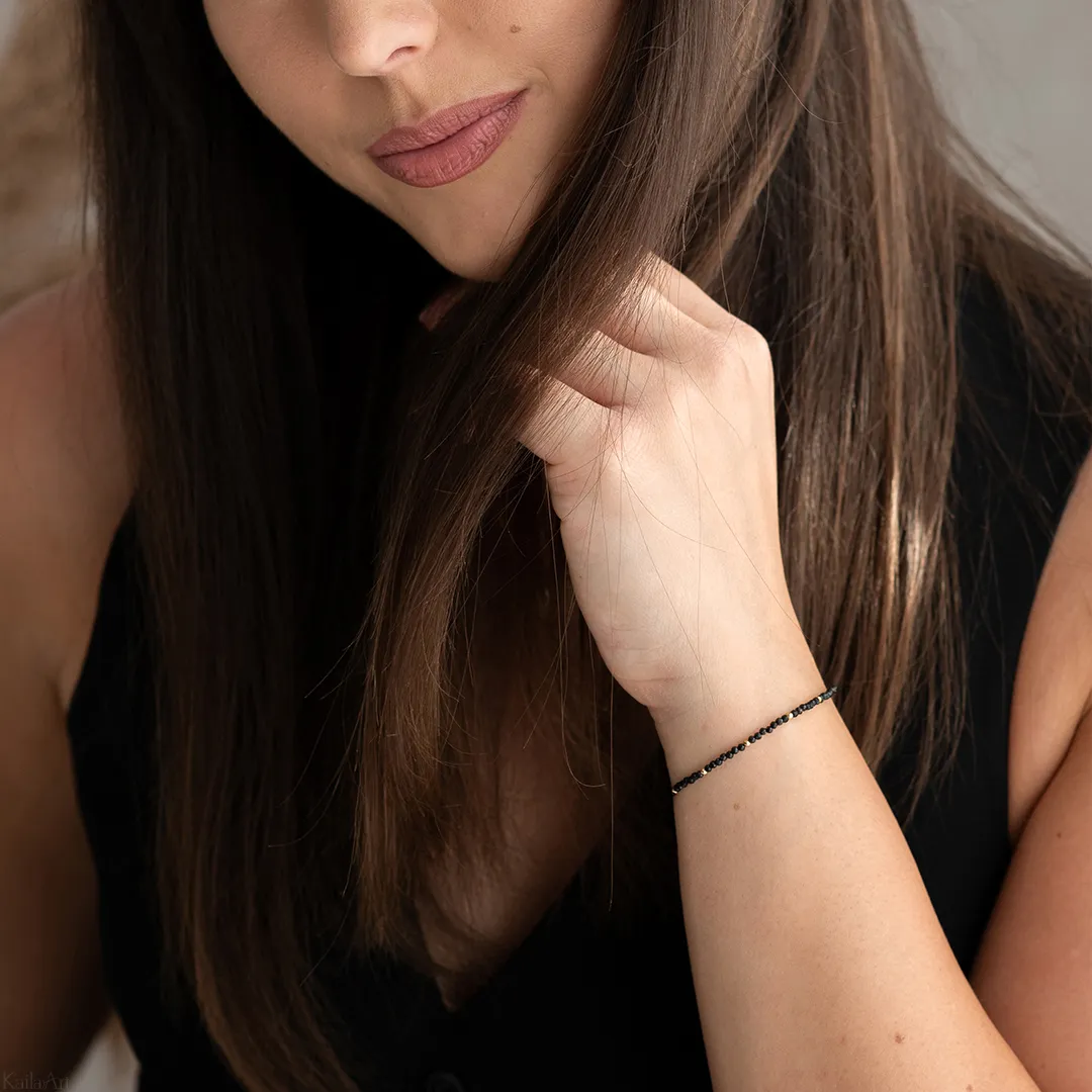 BRANSOLETKA CZARNY TURMALIN FASETOWANY Z KAMIENIAMI NATURALNYMI SZCZĘŚCIA