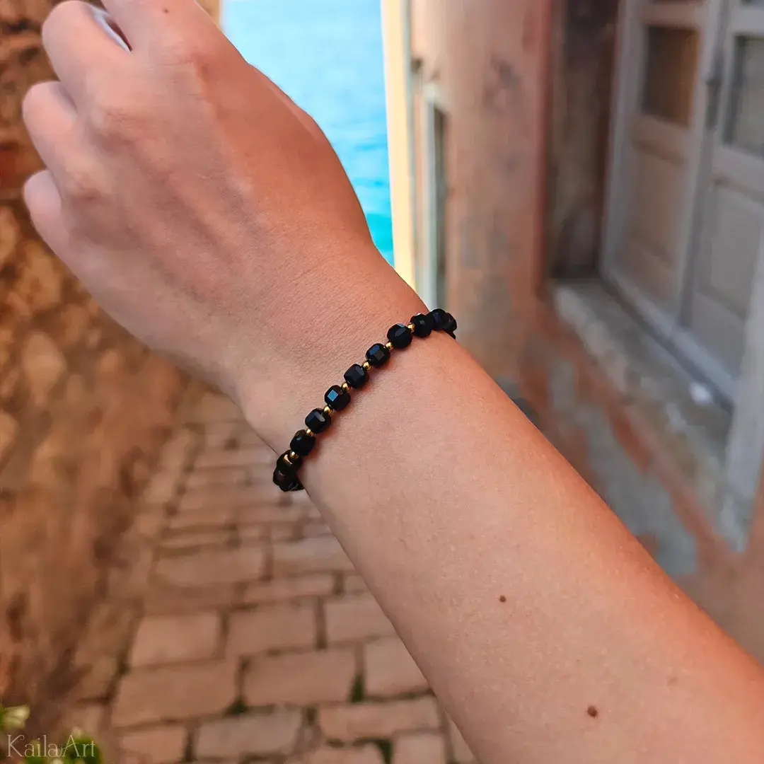 BRANSOLETKA-CZARNY-TURMALIN-KAMIENIE-NATURALNE-HEMATYT-BIZUTERIA-DAMSKA