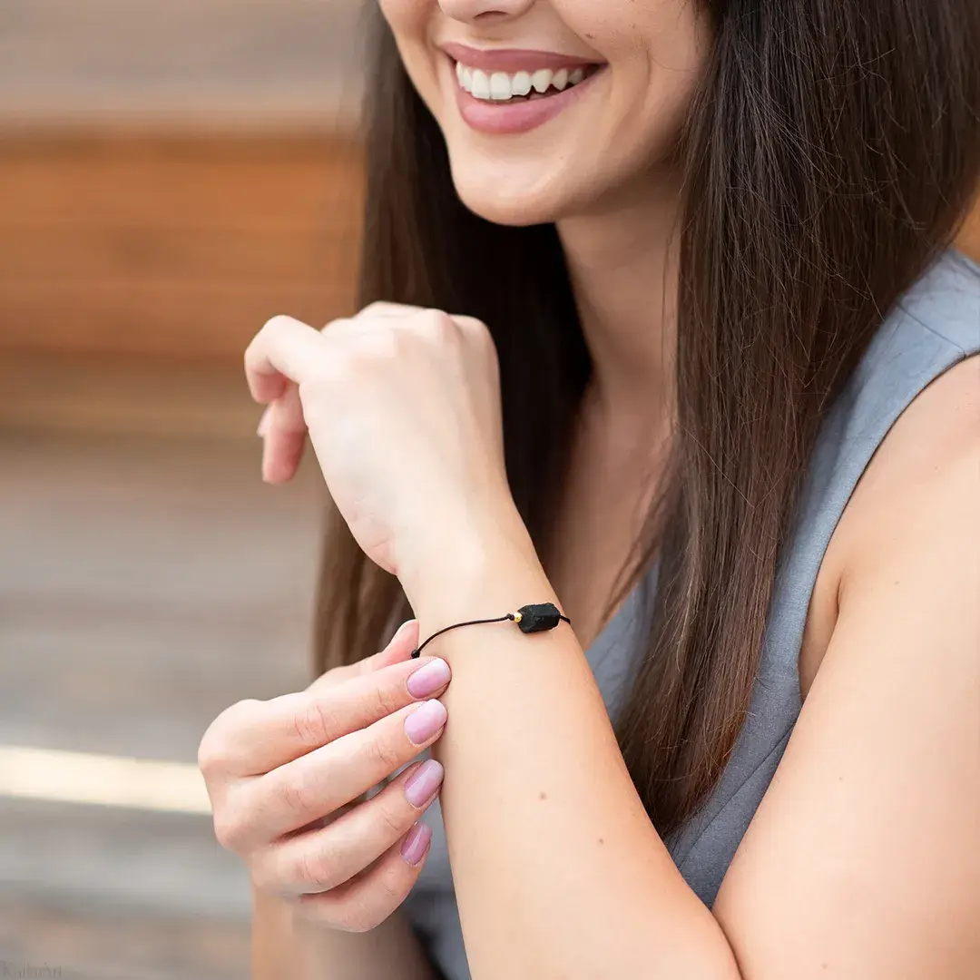 BRANSOLETKA-CZARNY-TURMALIN-TALIZMAN-OCHRONA-SZCZĘŚCIA-Z-REGULACJĄ-SZNUREK