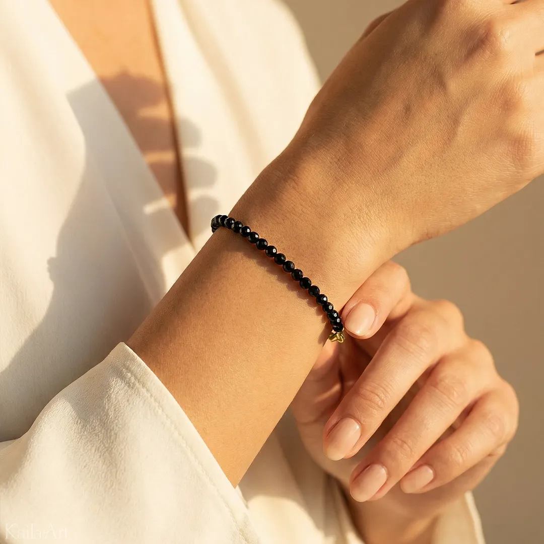 BRANSOLETKA-CZARNY-TURMALIN-NATURALNY-DAMSKA-ZE-STALI-CHIRURGICZNEJ-ZŁOTA