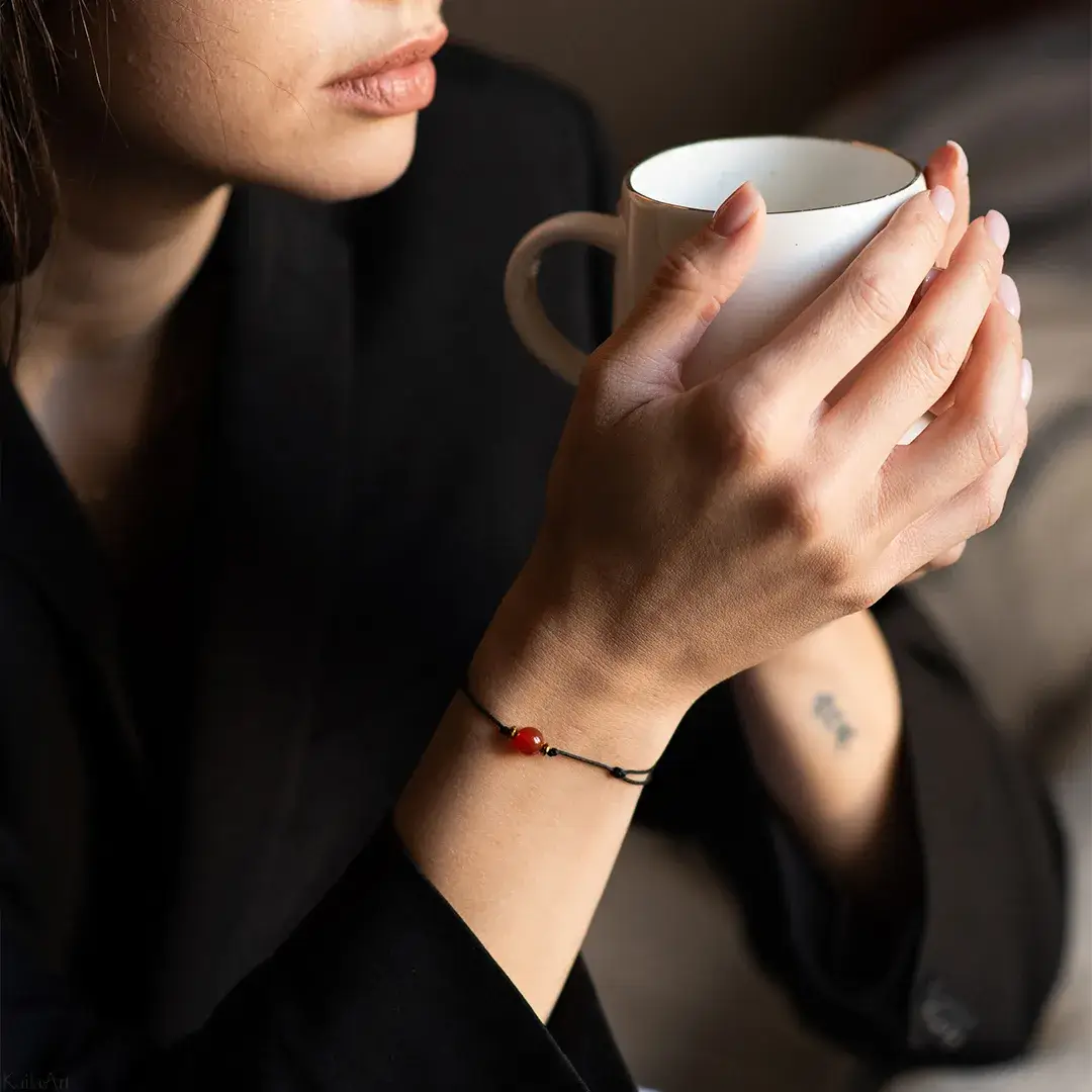 Bransoletka z kamieni karneol sznurkowa szczęścia