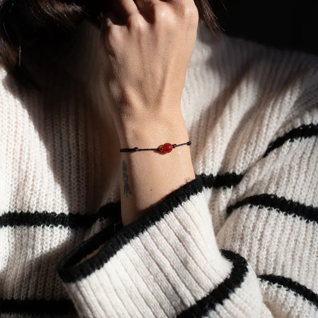 Bransoletka z kamieni karneol sznurkowa szczęścia