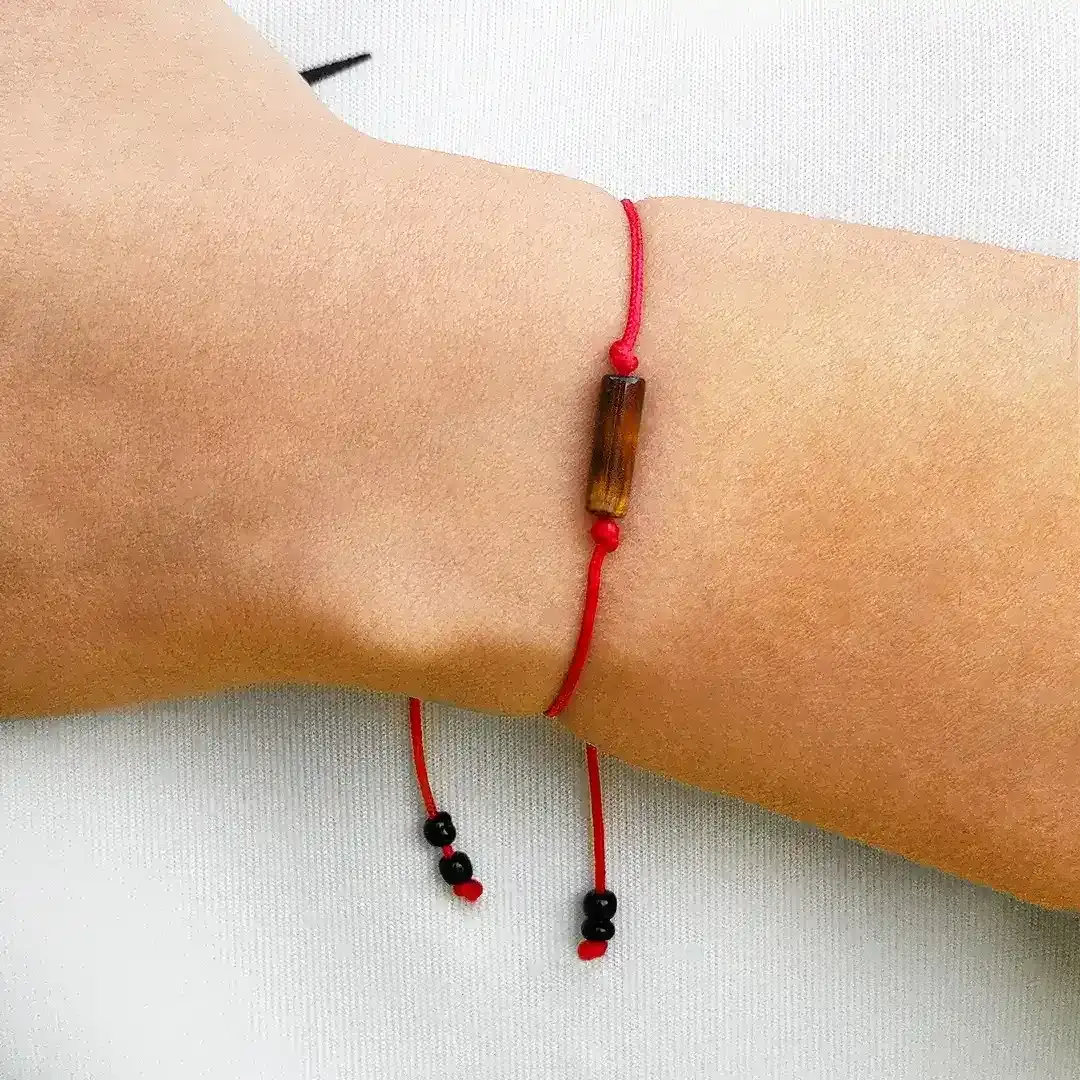 BRANSOLETKA-TYGRYSIE-OKO-NATURALNE-BIŻUTERIA-SZCZĘŚCIA-CZERWONA-DAMSKA