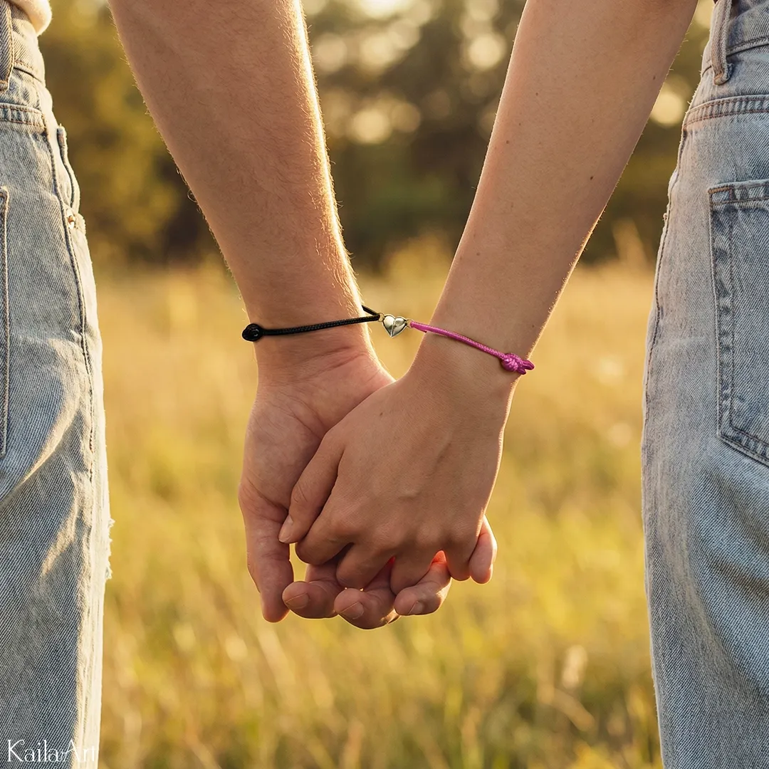 BRANSOLETKI-MAGNETYCZNE-SERCE-DLA-PRZYJACIÓŁEK-PAR-BFF-NA-MAGNES-RÓŻOWE