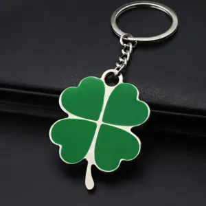 Brelok koniczynka breloczek do kluczy koniczyna