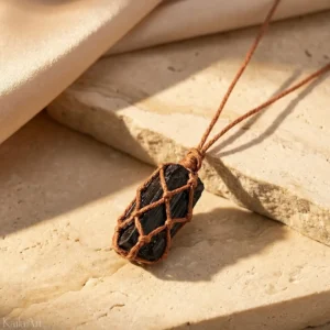 NASZYJNIK-CZARNY-TURMALIN-NATURALNY-KAMIEŃ-SZNUREK-MĘSKI-DAMSKI-WISIOREK